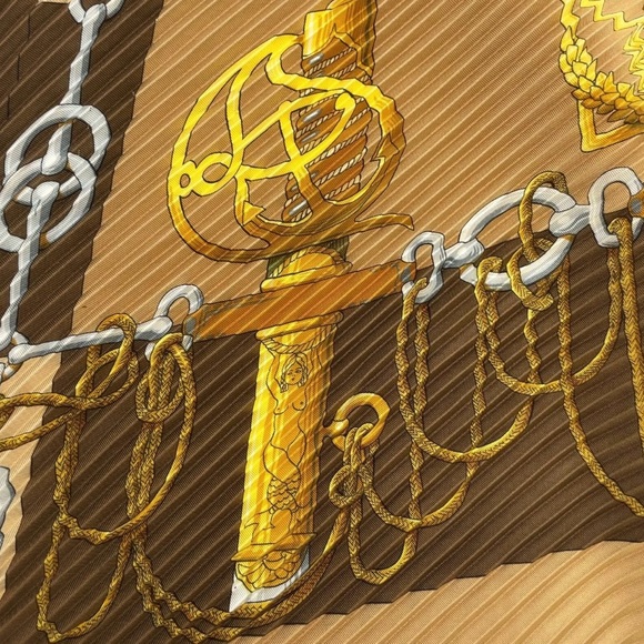 Authentic Hermes Pleated Cliquetis Kachi Sword Pattern Silk Scarf Box - Picture 17 of 17